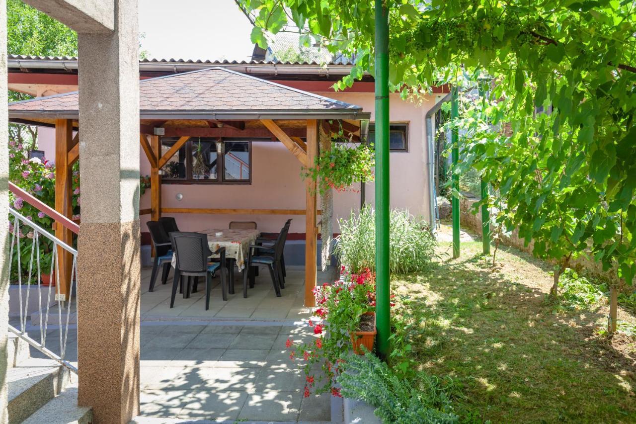 Apartment Zalac Slunj Ngoại thất bức ảnh